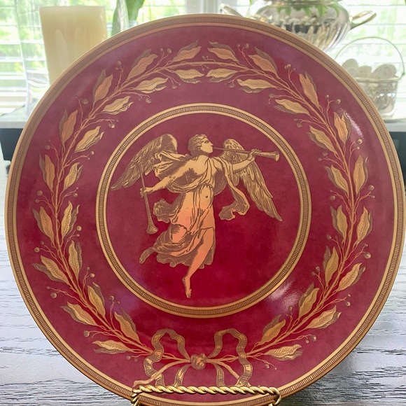 MOTTAHEDEH WILLIAMSBURG 4 GABRIEL GREEN & 1 CURRANT RED LUNCHEON PLATES✨PRISTINE - Picture 4 of 8